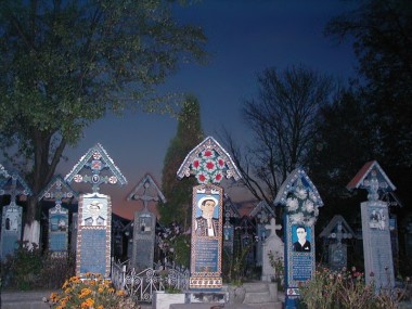 Cimitirul vesel de la Sapanta, Maramures