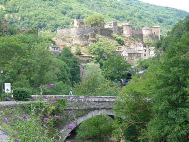 bridge village brousse le chateau2